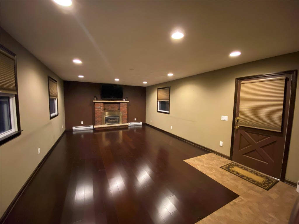 27 Norman Road Binghamton, NY 13901 - Photo 8 of 26 Gallery Image 8