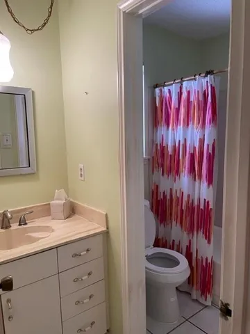 $2,100 | Undisclosed Address, Metairie, LA 70001