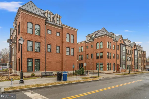 $2,495,000 | 1330 Cameron Street, Alexandria, VA 22314
