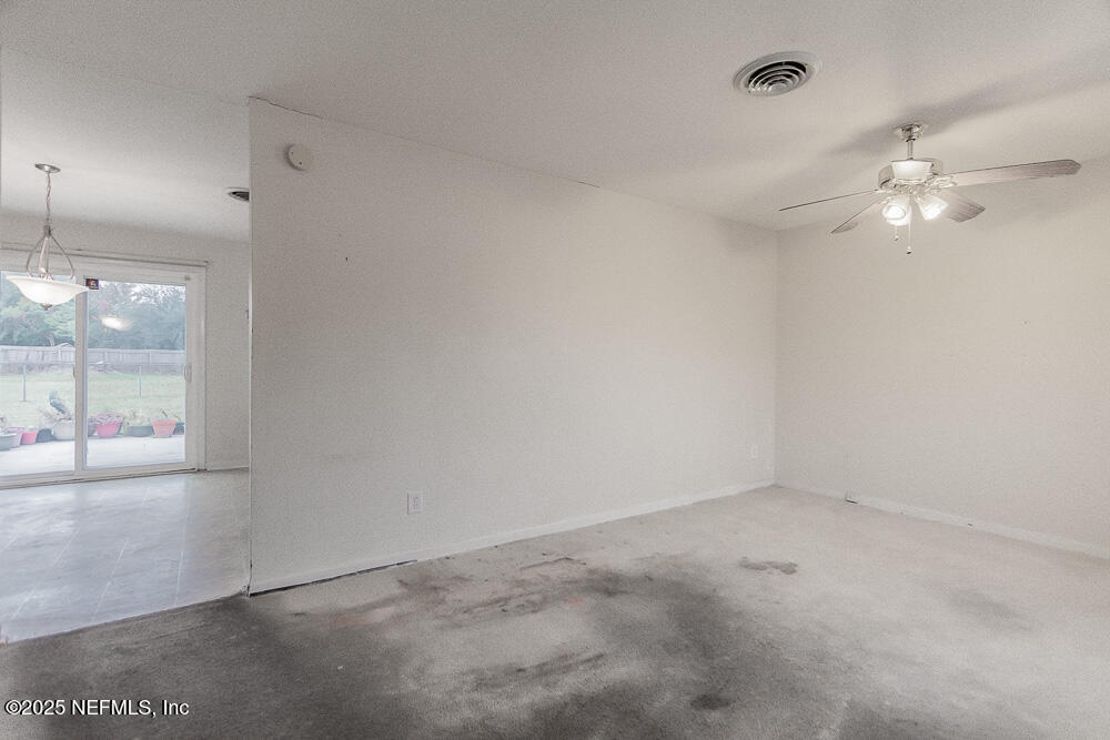 4504 Barnes Road South Jacksonville, FL 32207 - Photo 5 of 28 Living Room to Dining Rm