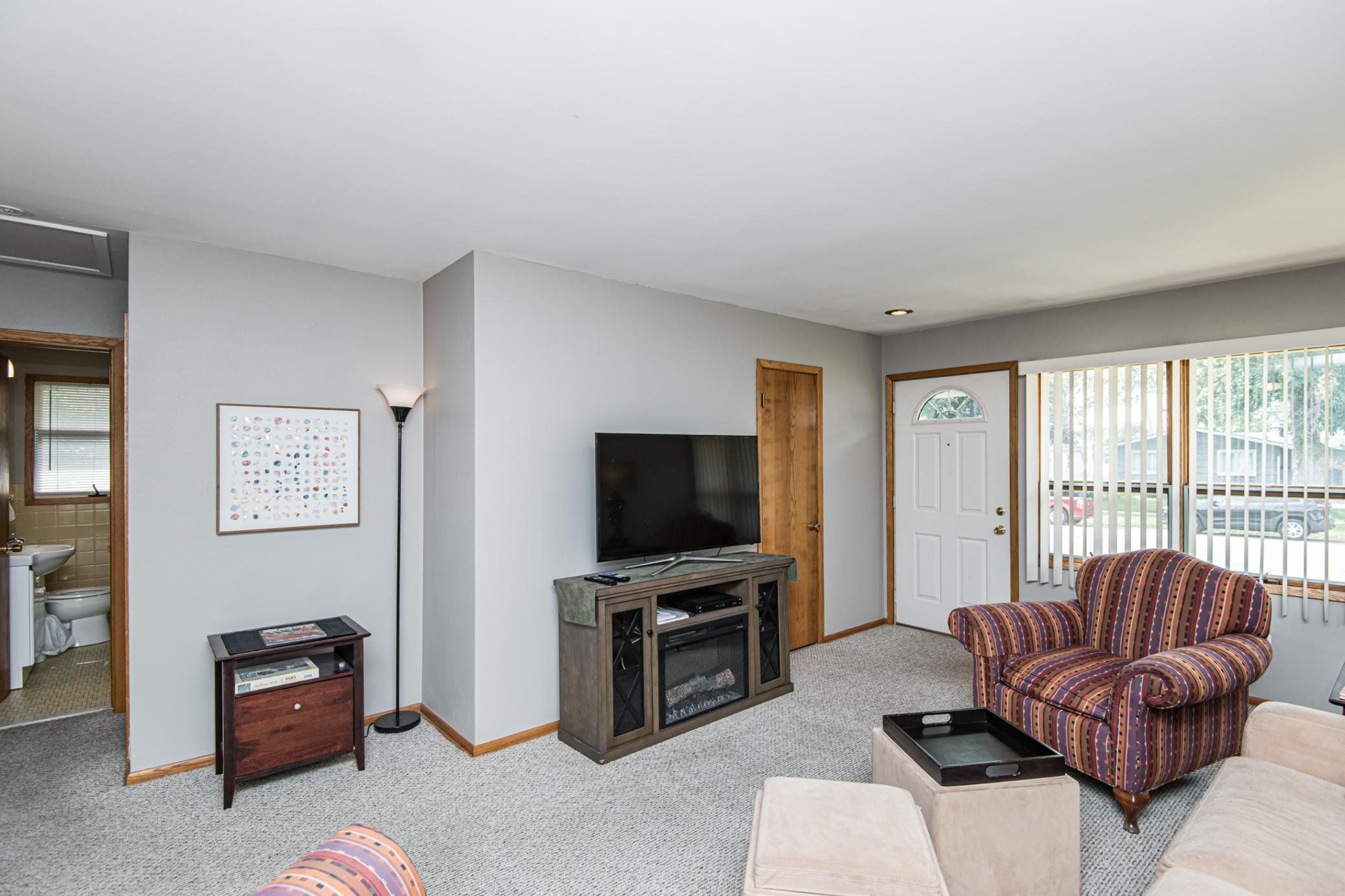 825 11 1/2 Street Southwest Rochester, MN 55902 - Photo 16 of 29 Gallery Image 16