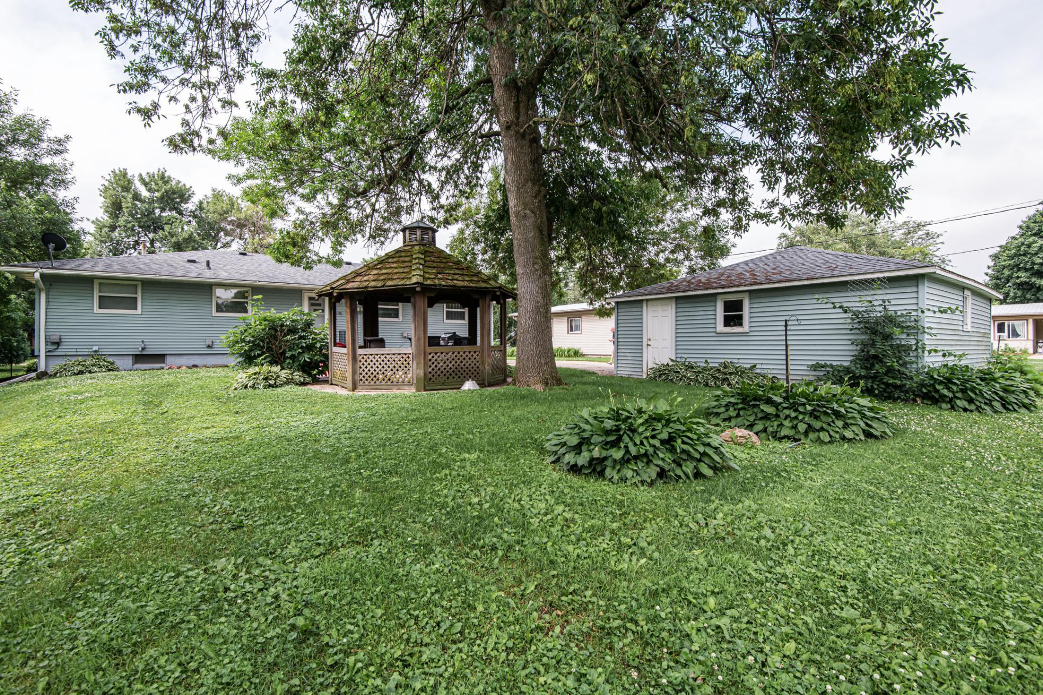 825 11 1/2 Street Southwest Rochester, MN 55902 - Photo 2 of 29 Gallery Image 2