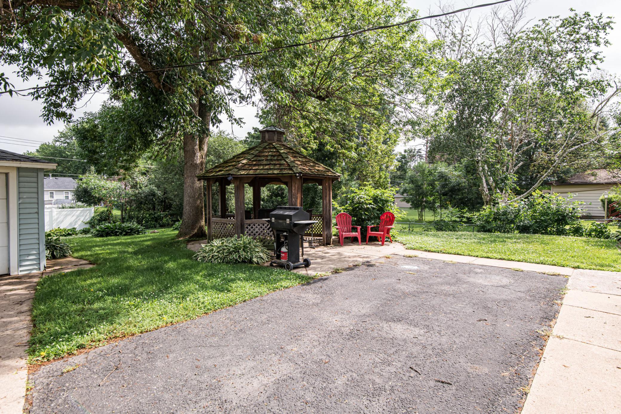 825 11 1/2 Street Southwest Rochester, MN 55902 - Photo 25 of 29 Gallery Image 25