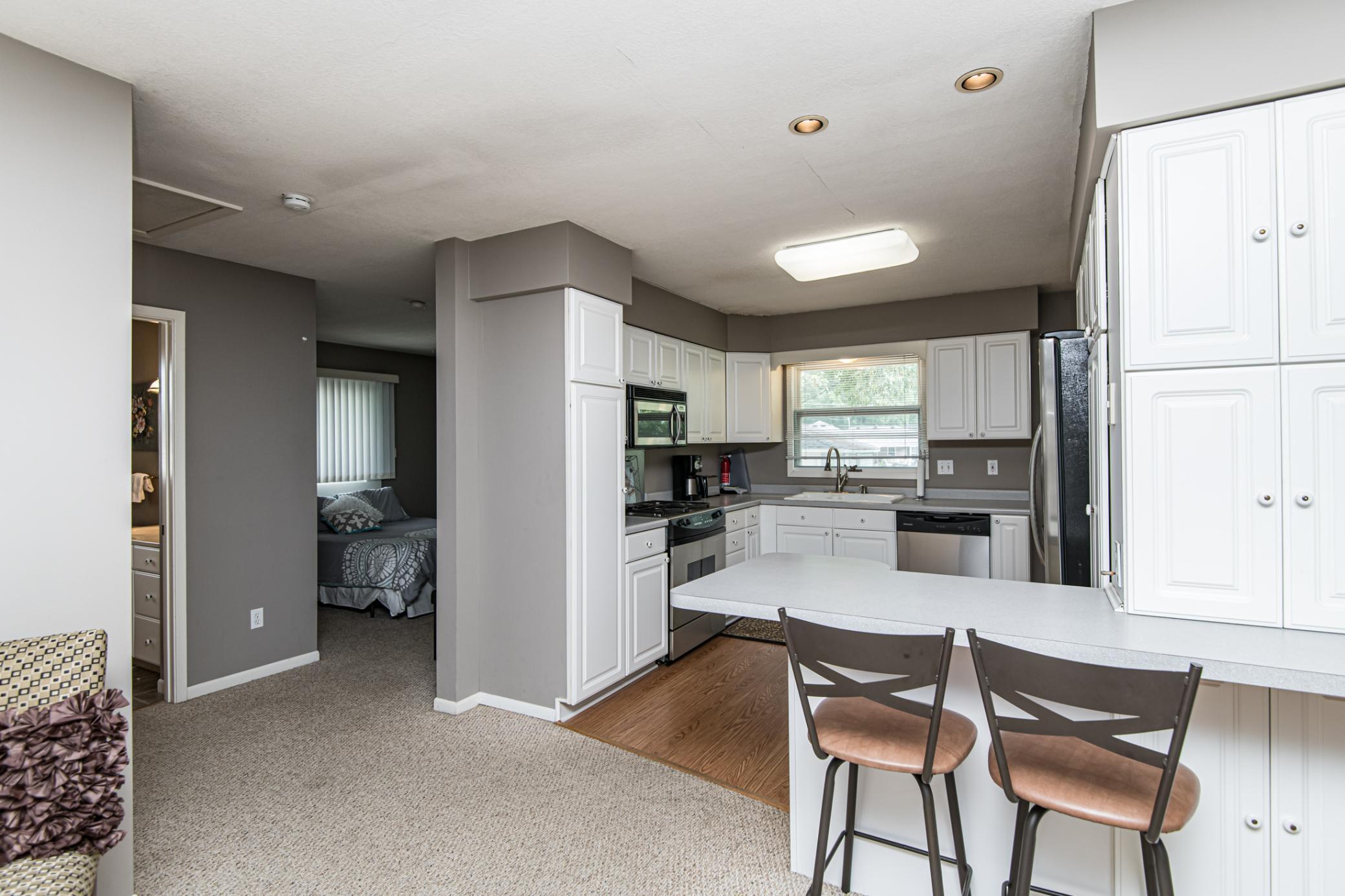 825 11 1/2 Street Southwest Rochester, MN 55902 - Photo 6 of 29 Gallery Image 6