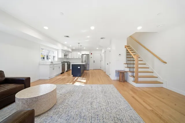 $690,000 | 50 North Payne Street, Unit 4, Quincy, MA 02169