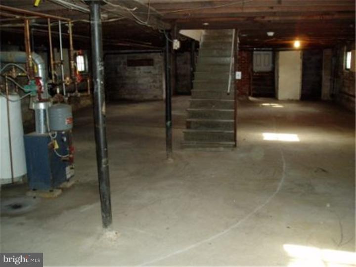 519 Crown Point Road Westville, NJ 08093 - Photo 19 of 24 Gallery Image 19