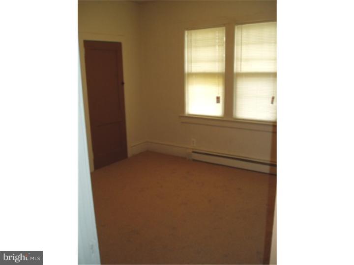519 Crown Point Road Westville, NJ 08093 - Photo 10 of 24 Gallery Image 10