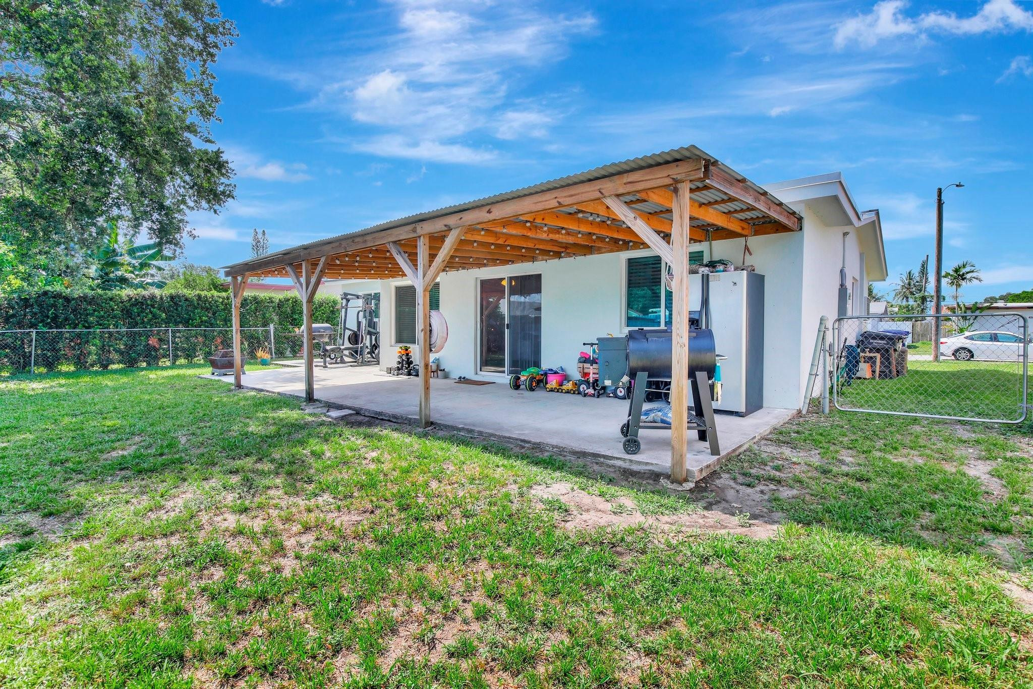 6321 Raleigh Street Hollywood, FL 33024 - Photo 19 of 29 Photo 19