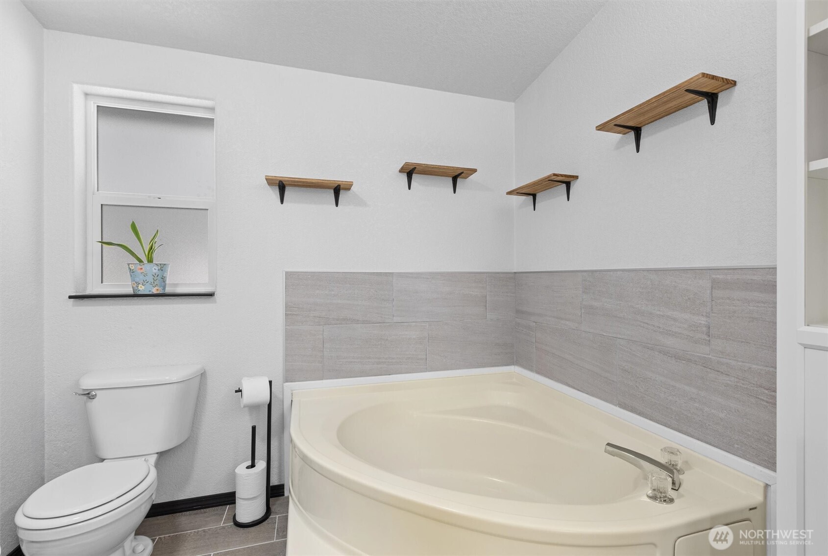 2000 192nd Street Southeast, Unit 102 Bothell, WA 98012 - Photo 28 of 40