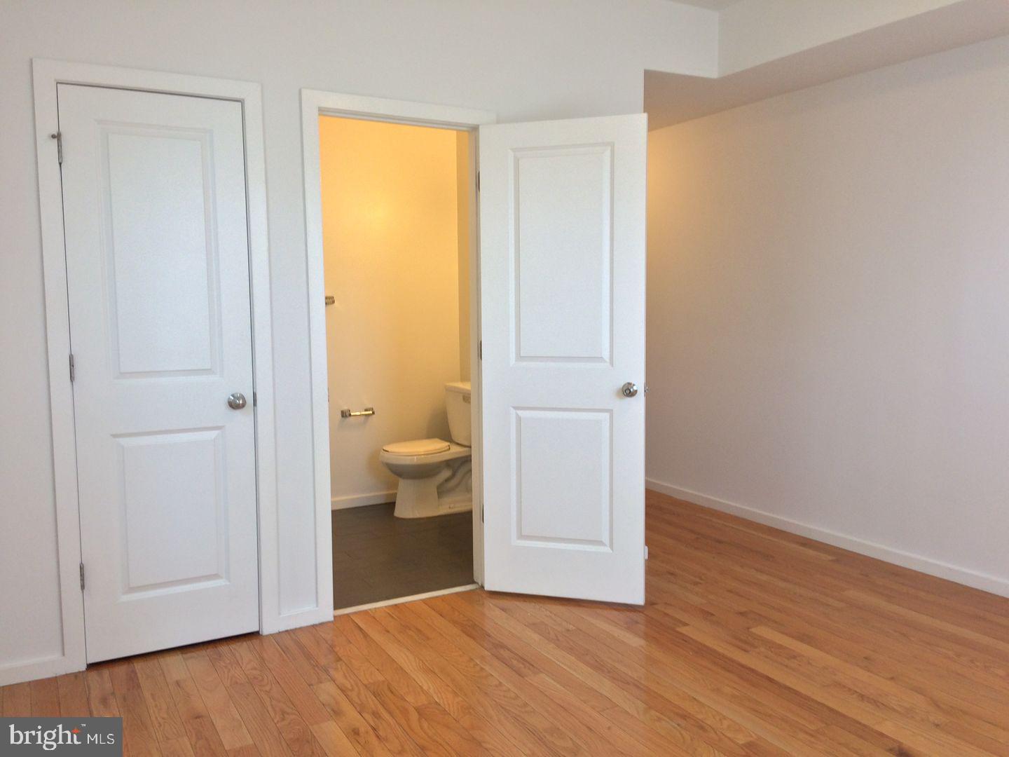 1815 North 17th Street, Unit B2 Philadelphia, PA 19121 - Photo 5 of 8