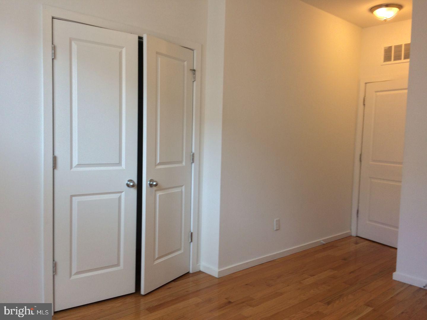 1815 North 17th Street, Unit B2 Philadelphia, PA 19121 - Photo 6 of 8