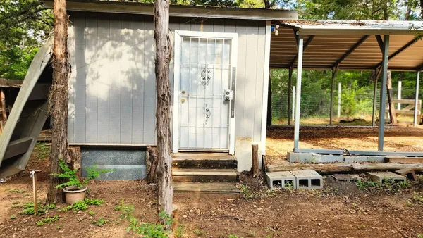 $209,000 | 184 Arrowhead Drive, Smithville, TX 78957
