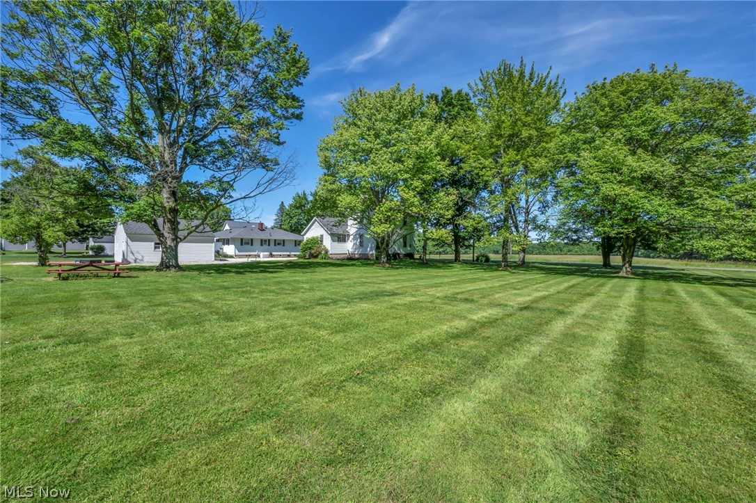 9598 Quarry Road Amherst, OH 44001 - Photo 37 of 44
