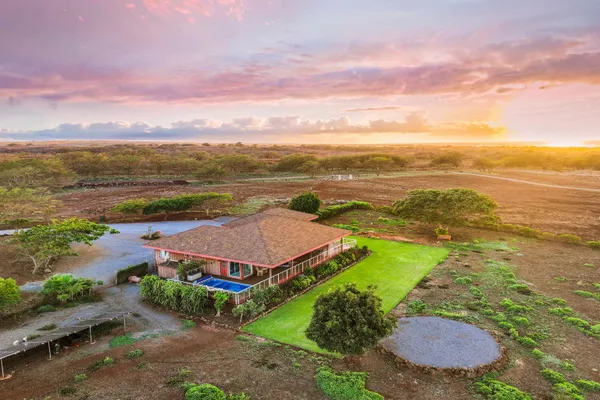 $1,600,000 | 3820 Kalua Koi Road, Maunaloa, HI 96770