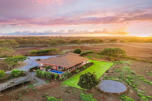 $1,600,000 | 3820 Kalua Koi Road, Maunaloa, HI 96770
