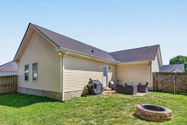 $329,900 | 546 Albion Circle, Gallatin, TN 37066