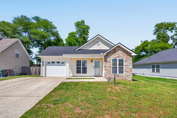 $329,900 | 546 Albion Circle, Gallatin, TN 37066