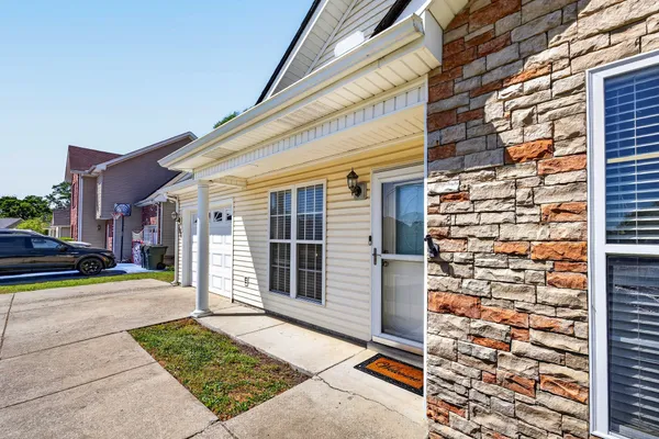 $329,900 | 546 Albion Circle, Gallatin, TN 37066