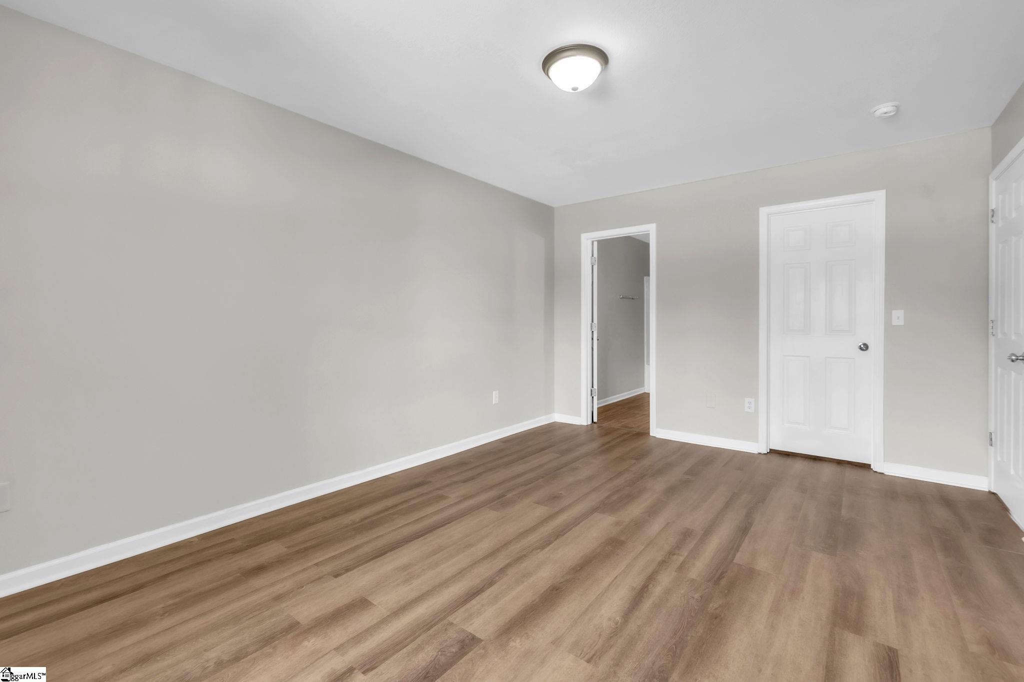 221 Riverbreeze Road Greenville, SC 29611 - Photo 7 of 25