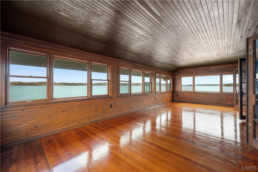 5072 West Lake Road Owasco, NY 13021 - Photo 28 of 50 Beautiful 3 season enclosed porch