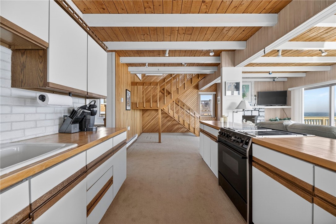 115 Atlantic Avenue Westerly, RI 02891 - Photo 17 of 44