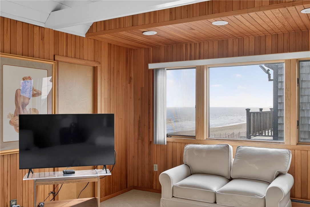 115 Atlantic Avenue Westerly, RI 02891 - Photo 24 of 44