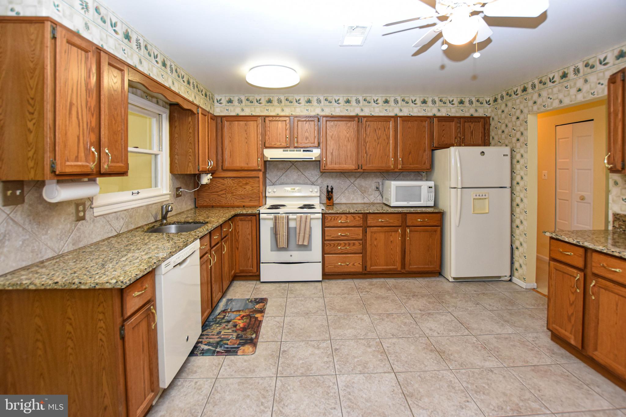 301 South Kennedy Road Sterling, VA 20164 - Photo 18 of 36 Gallery Image 18