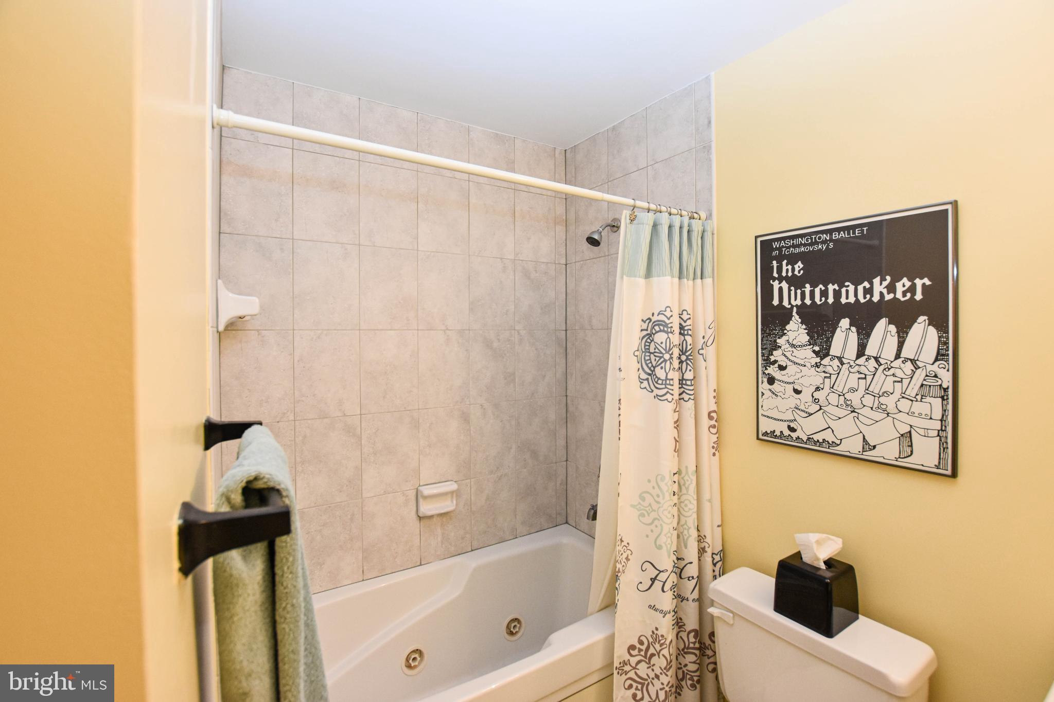 301 South Kennedy Road Sterling, VA 20164 - Photo 33 of 36 Gallery Image 33