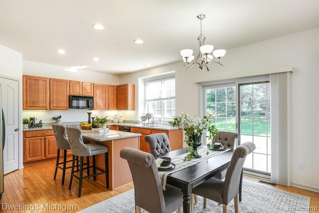 48213 Glenmount Road Canton, MI 48187 - Photo 8 of 53