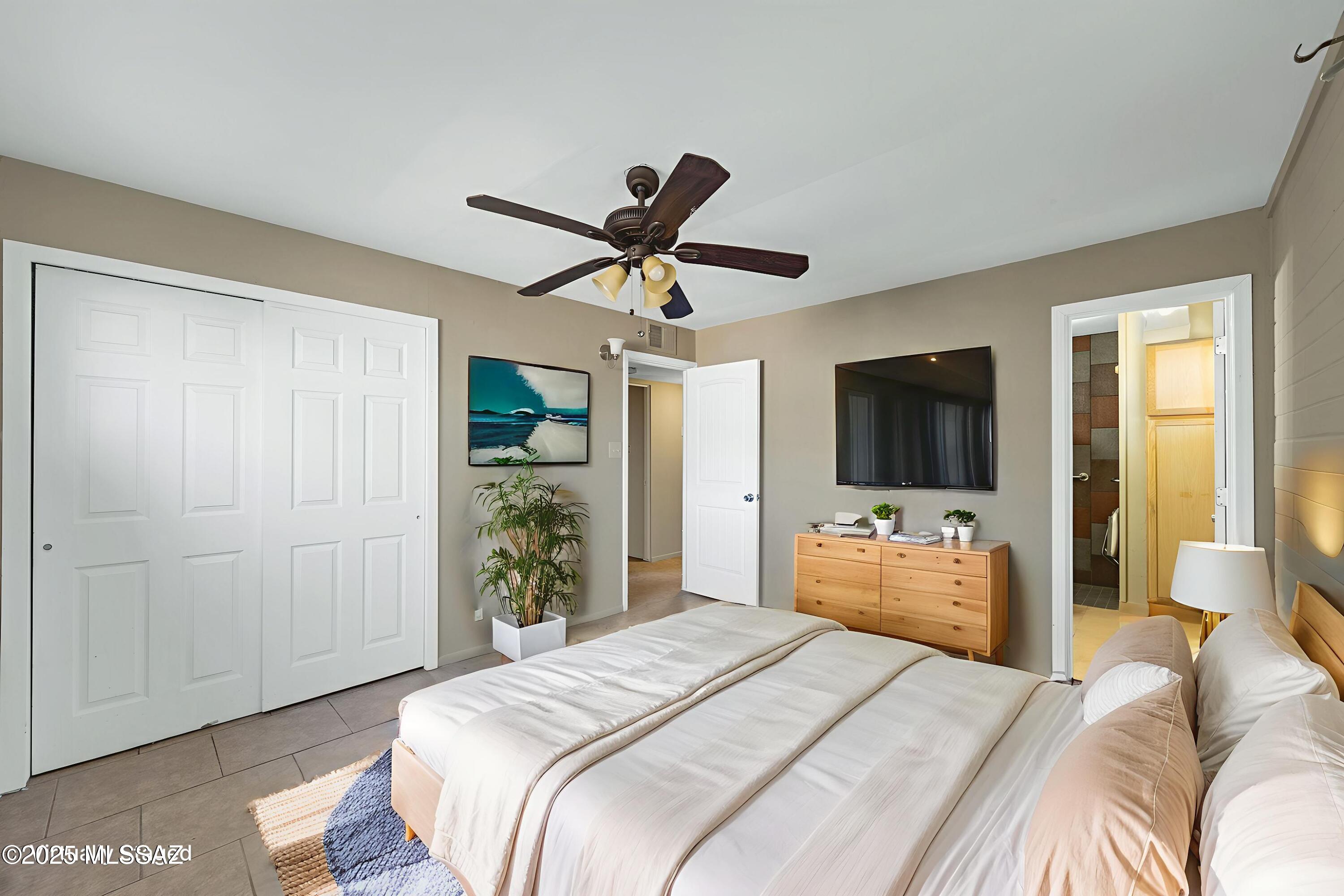 3326 North Reno Avenue Tucson, AZ 85705 - Photo 7 of 21 3326-N-Reno-Ave-1-13 - Bedroom - Scandin