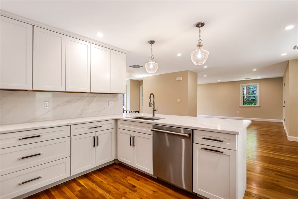 4 Enon Road Wenham, MA 01984 - Photo 11 of 35