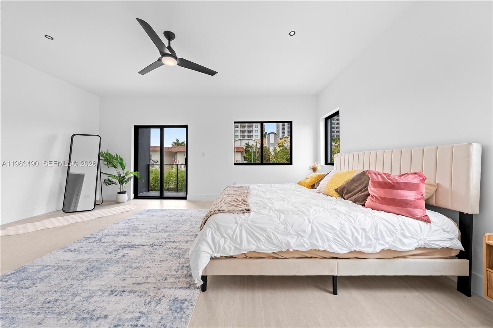 3187 Southwest 23rd Street Miami, FL 33145 - Photo 32 of 41