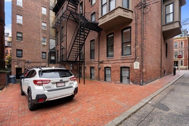 $3,200,000 | 321 Dartmouth Street, Unit 1, Boston, MA 02116