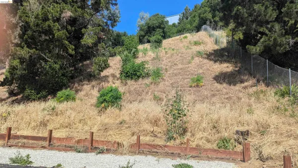 $639,999 | 136 Evergreen Way, Vallejo, CA 94591