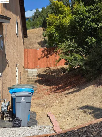 a view of a storage & utility room