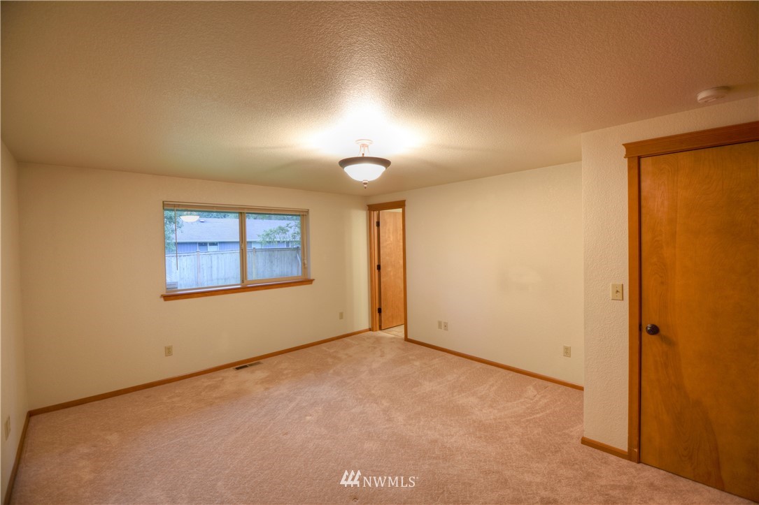 6108 189th Loop Southwest Rochester, WA 98579 - Photo 14 of 24