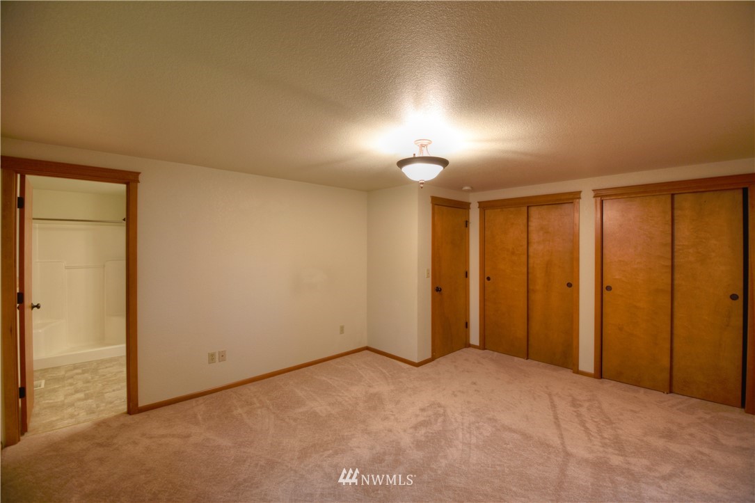 6108 189th Loop Southwest Rochester, WA 98579 - Photo 15 of 24