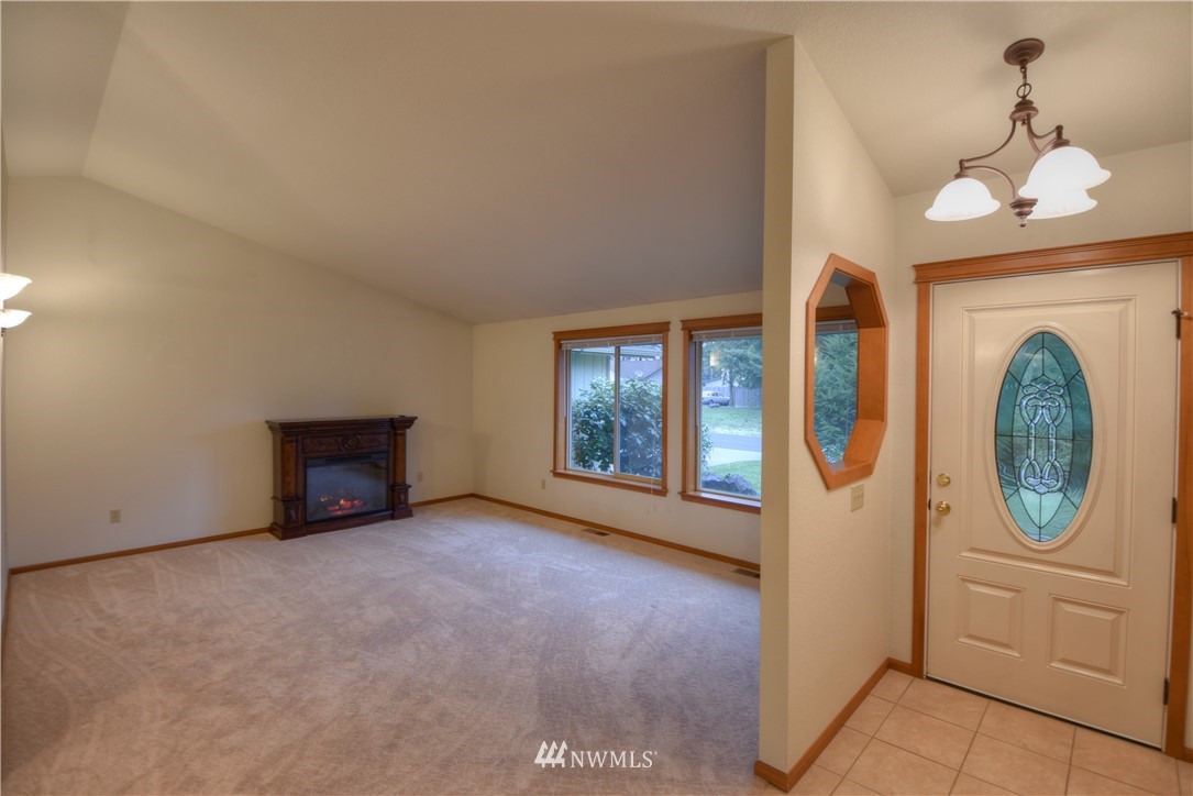 6108 189th Loop Southwest Rochester, WA 98579 - Photo 4 of 24