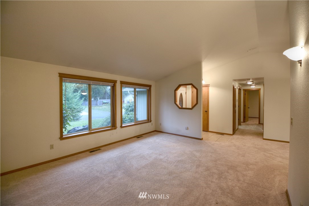 6108 189th Loop Southwest Rochester, WA 98579 - Photo 5 of 24