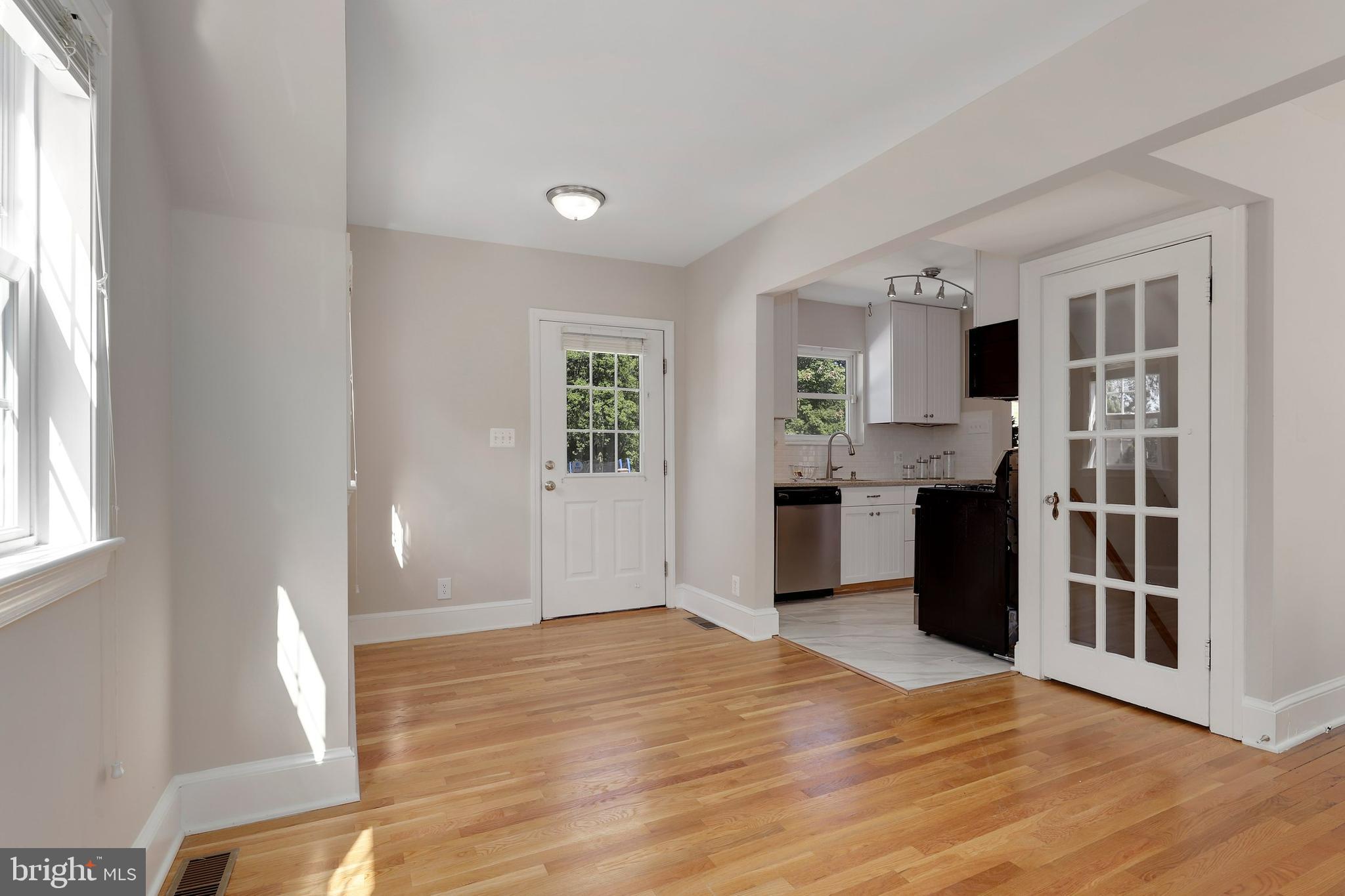 1406 North Glebe Road Arlington, VA 22207 - Photo 13 of 38
