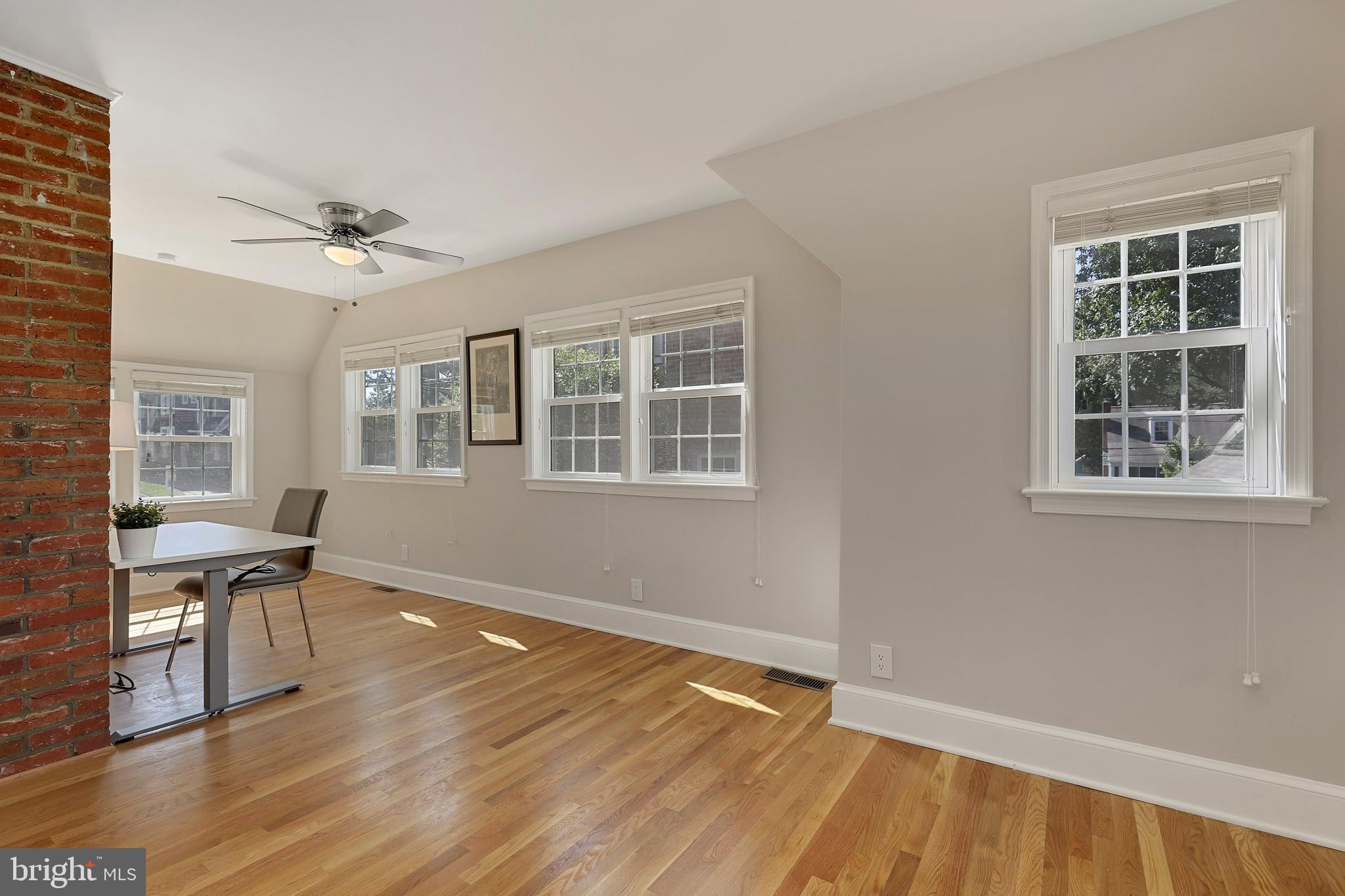 1406 North Glebe Road Arlington, VA 22207 - Photo 14 of 38