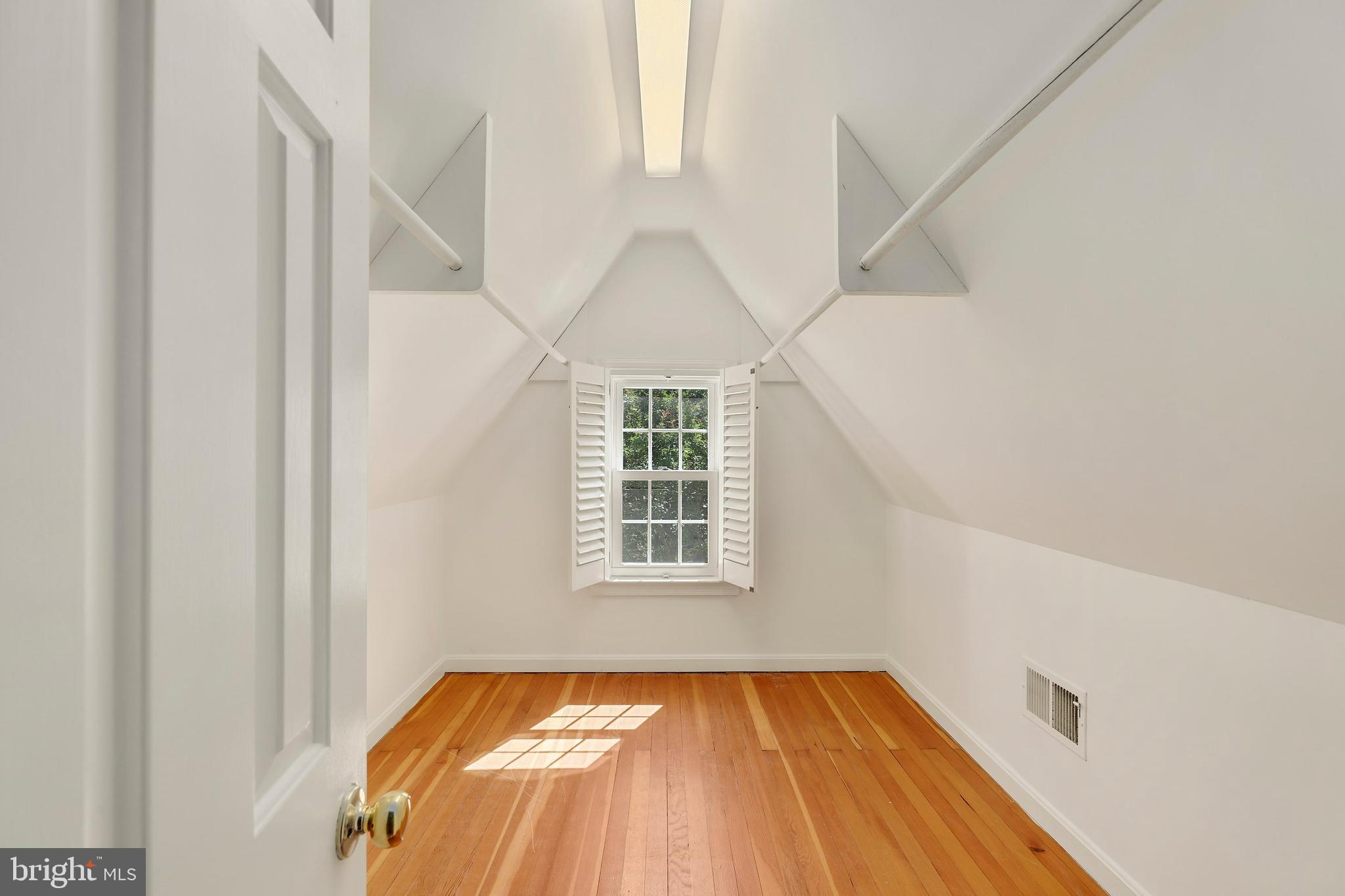 1406 North Glebe Road Arlington, VA 22207 - Photo 28 of 38