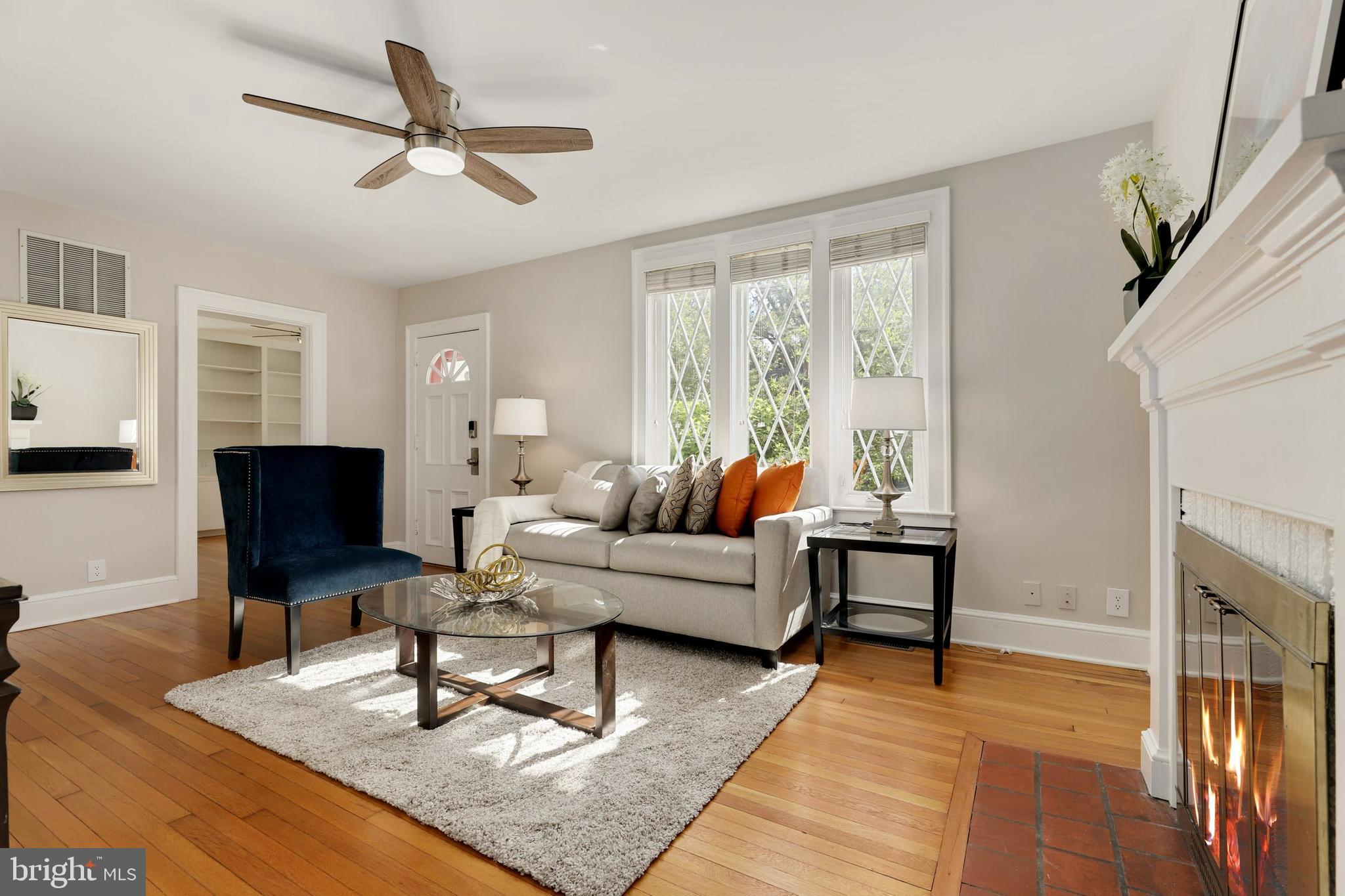 1406 North Glebe Road Arlington, VA 22207 - Photo 4 of 38