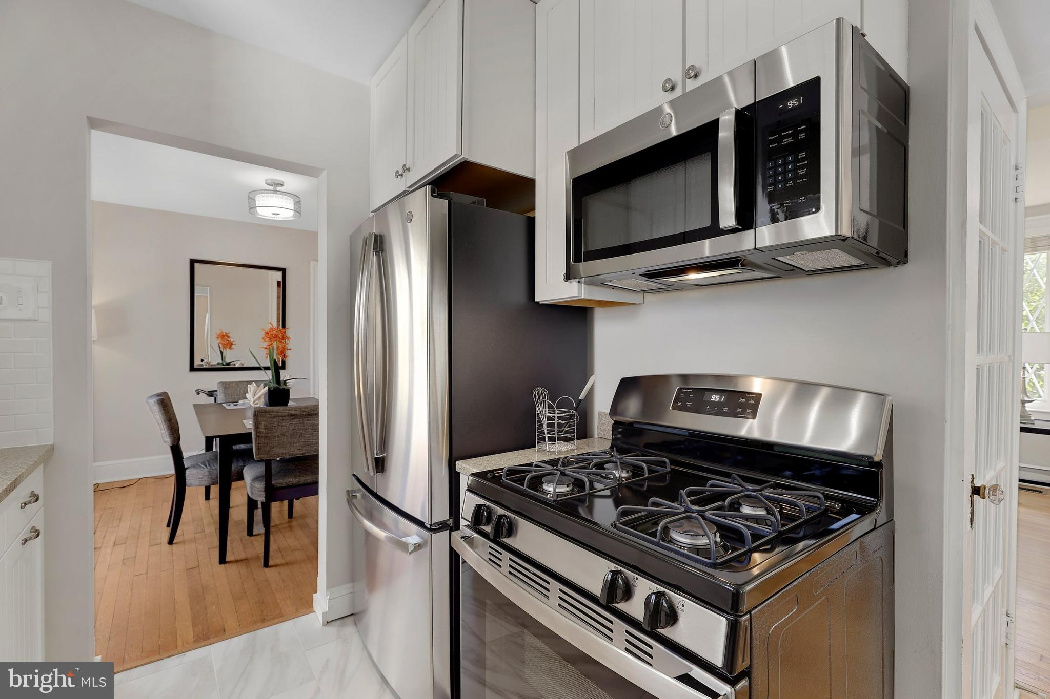 1406 North Glebe Road Arlington, VA 22207 - Photo 10 of 38
