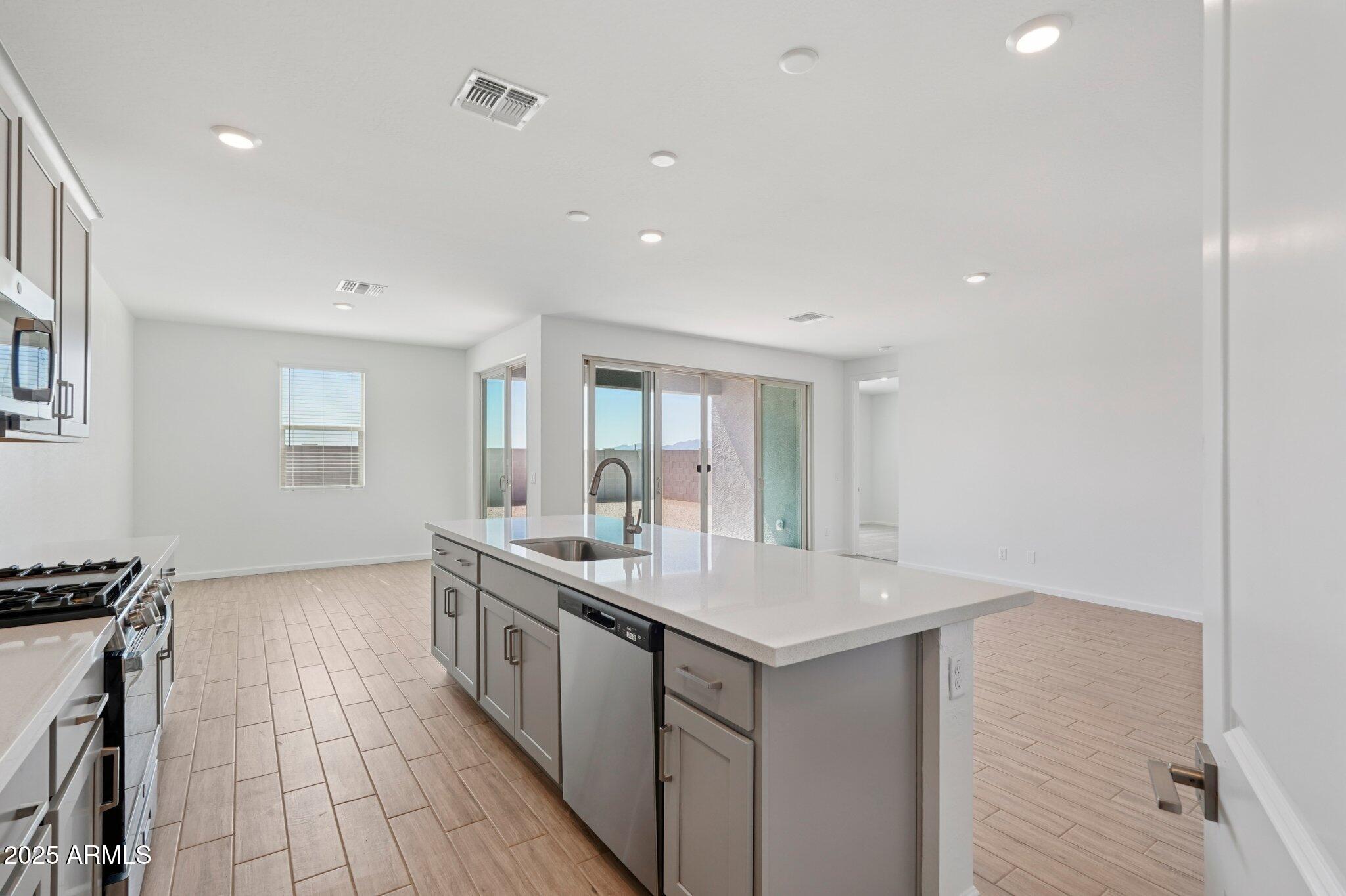 16195 West Bajada Road Surprise, AZ 85387 - Photo 10 of 45 12-web-or-mls-W Bajada Rd-S2409-012