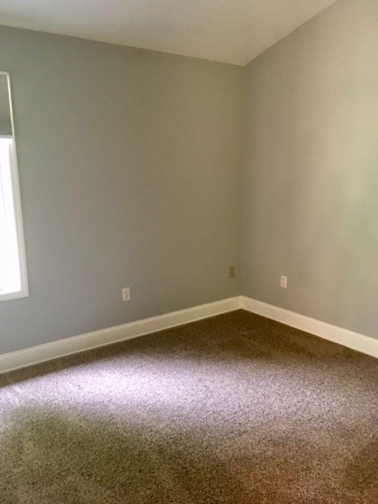 184 Quail Run, Unit 184 Bristol, VA 24201 - Photo 13 of 24 IMG_0748