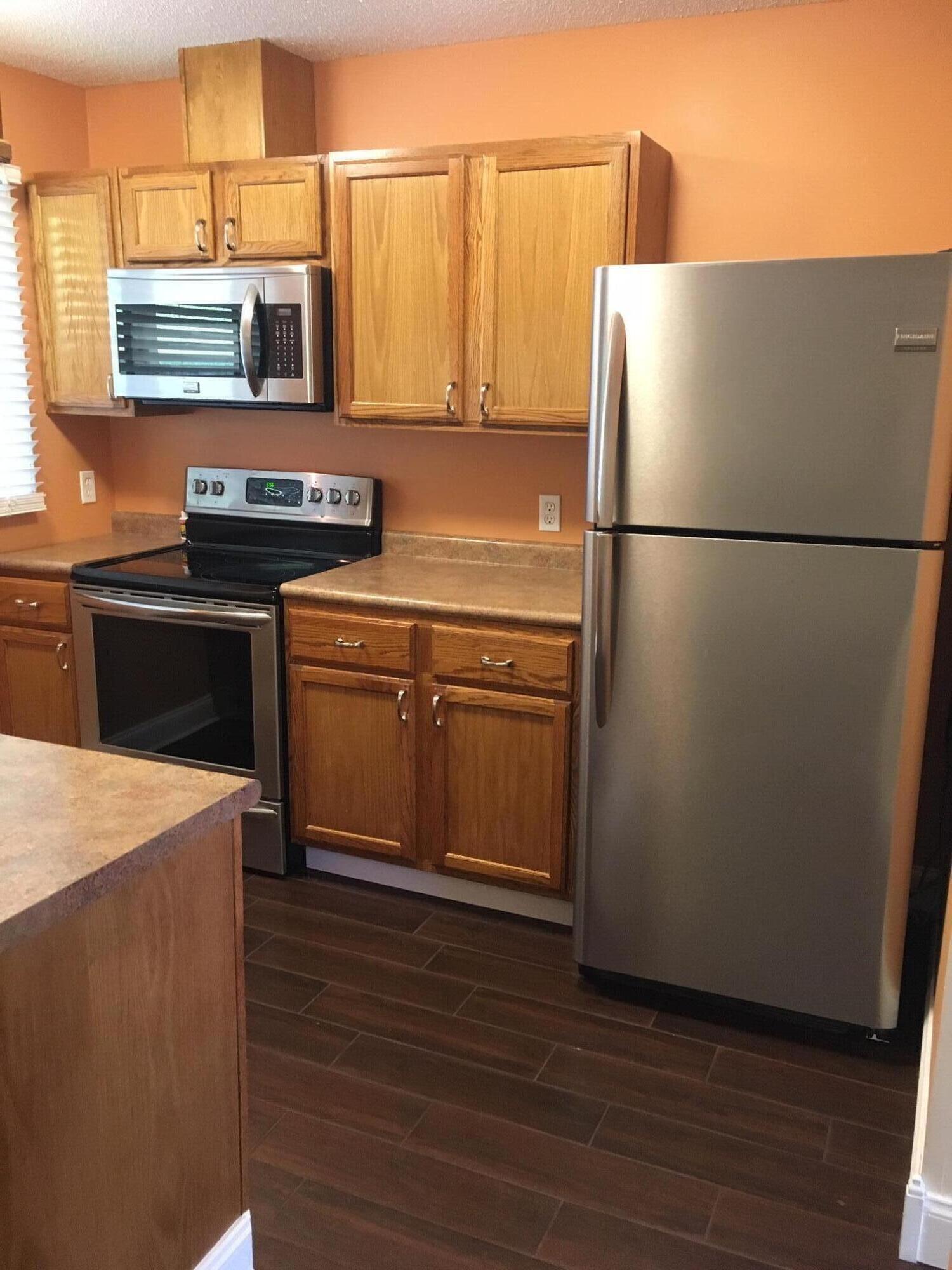 184 Quail Run, Unit 184 Bristol, VA 24201 - Photo 22 of 24 IMG_0775