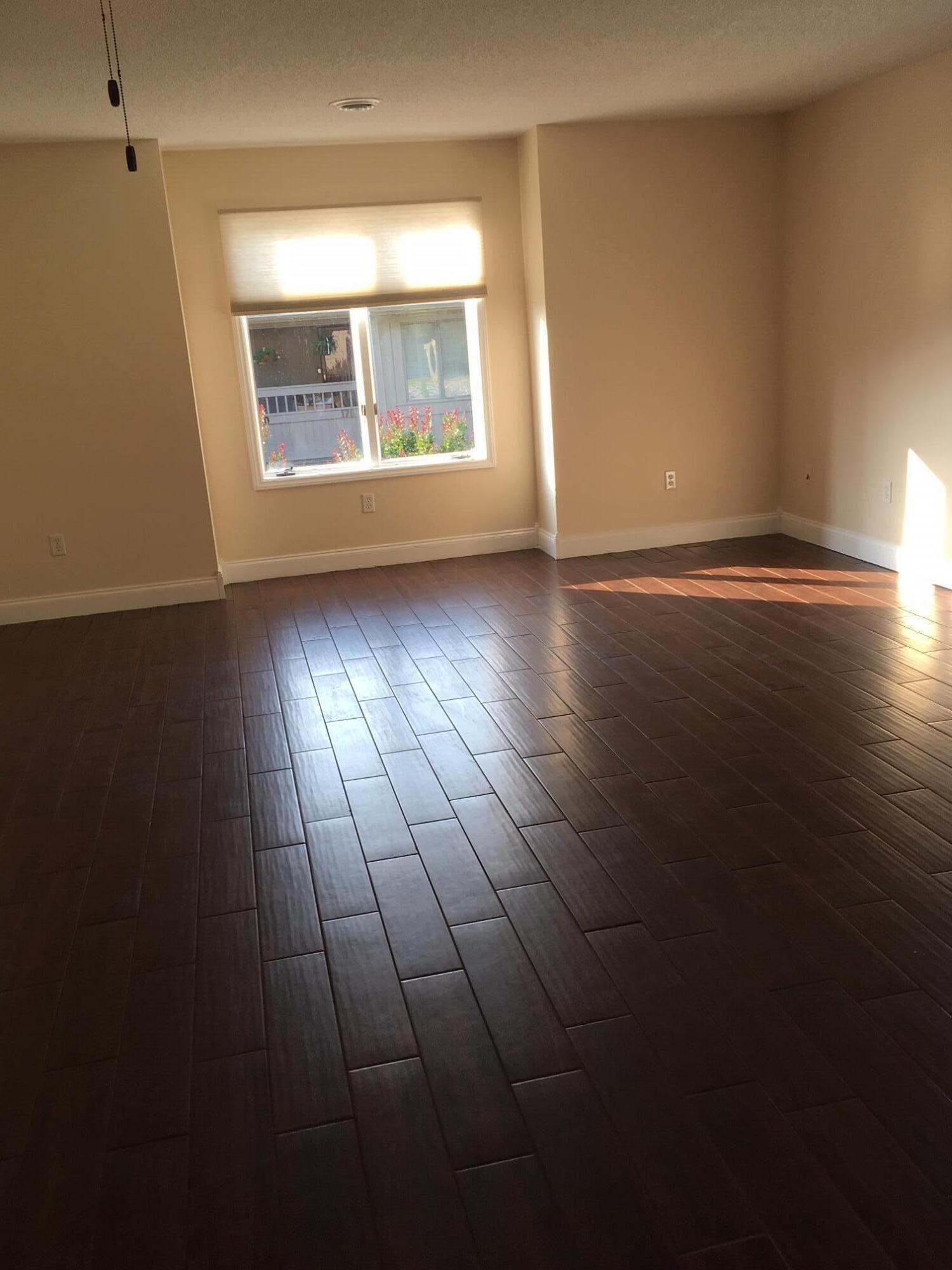 184 Quail Run, Unit 184 Bristol, VA 24201 - Photo 5 of 24 IMG_0780