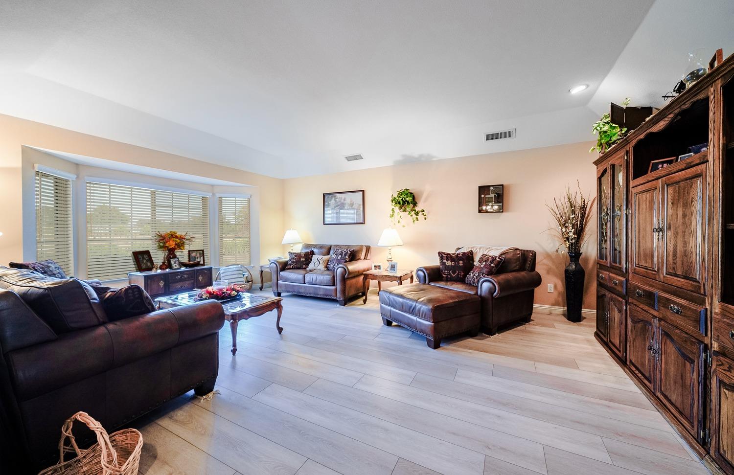15606 Mark Road Madera, CA 93636 - Photo 8 of 51 Gallery Image 8