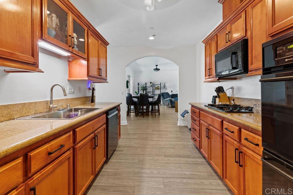 8948 Lakeview Road Lakeside, CA 92040 - Photo 8 of 49